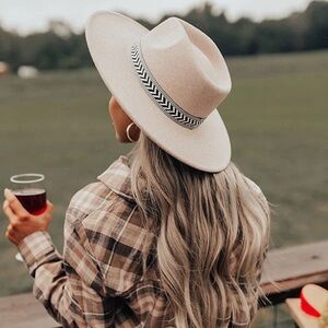 Impressions Cream Hat with Black Patterned Band